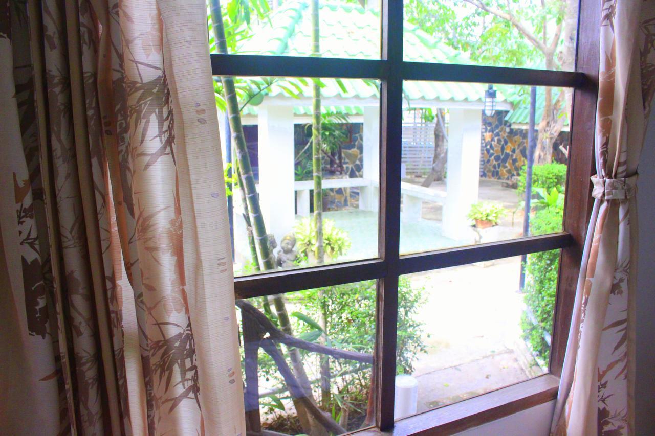 Squid Resort Haad Chao Samran Ngoại thất bức ảnh