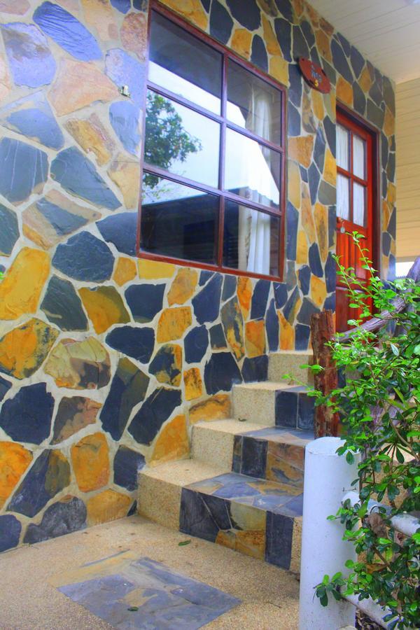 Squid Resort Haad Chao Samran Ngoại thất bức ảnh